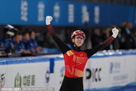鲁梅尼格谈限薪：和因凡蒂诺谈了相关话题，追逐金钱不是足球未来.